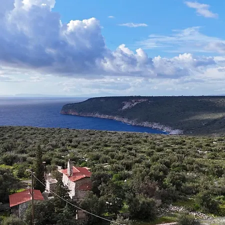 Mani Residences Artsi Maisonette Tsopakas