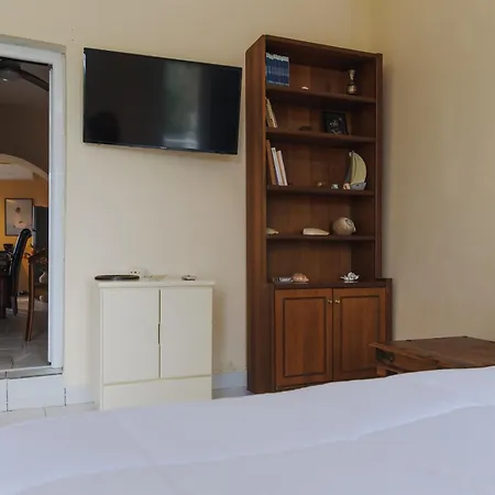 Apartment Mani Residences Artsi Maisonette *