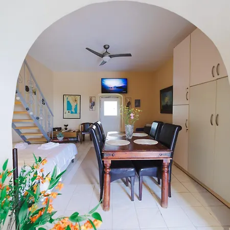Apartment Mani Residences Artsi Maisonette Tsopakas