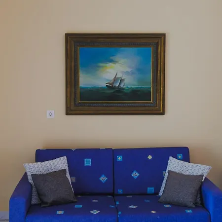 Mani Residences Artsi Maisonette Apartment Tsopakas