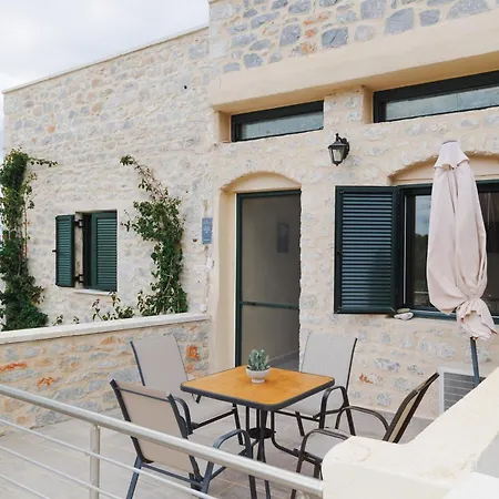 Mani Residences Artsi Maisonette Apartment *